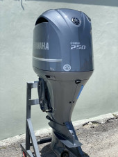 Used Yamaha 250 HP Outboard Motor Engine
