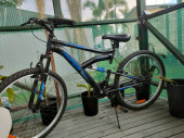 Mountain bike 22 speed only 3 months old