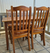 5 piece dining setting - wood